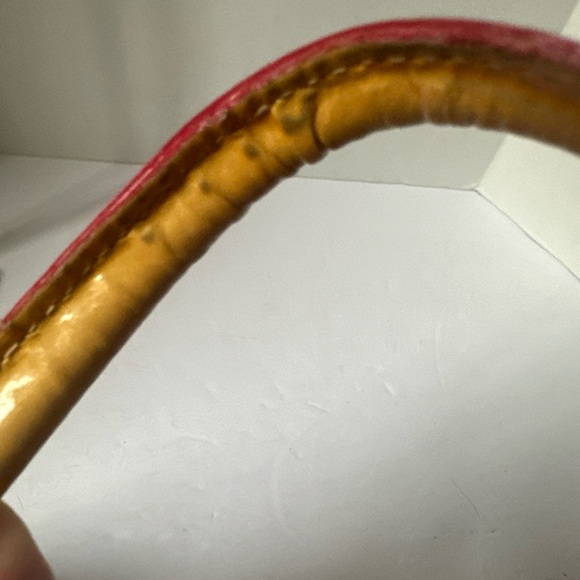 ✨Arcadia Buttercup Yellow Patent Leather Handbag✨ - Picture 14 of 16